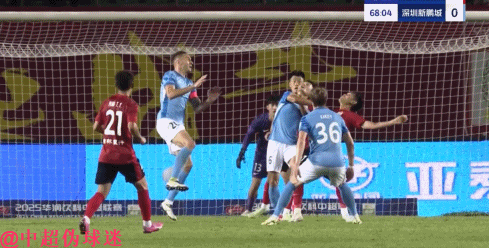 新鹏城公布廖力生伤情:遭爆头至鼻骨粉碎性骨折,伤人球员染黄